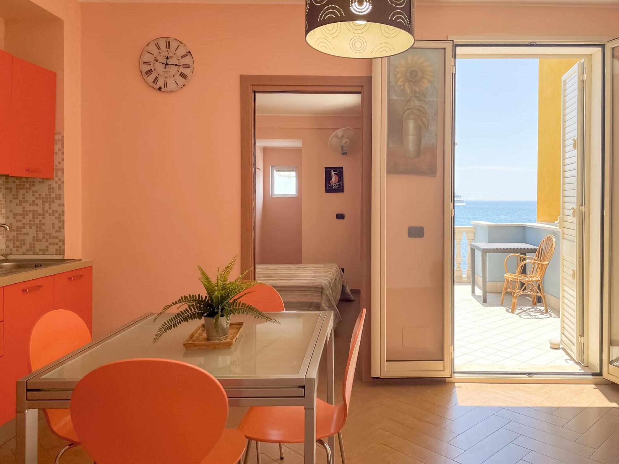 Maremare Apartments Giardini Naxos Dış mekan fotoğraf