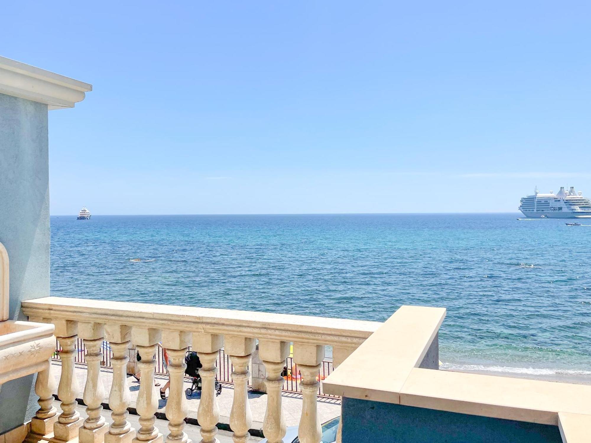 Maremare Apartments Giardini Naxos Dış mekan fotoğraf