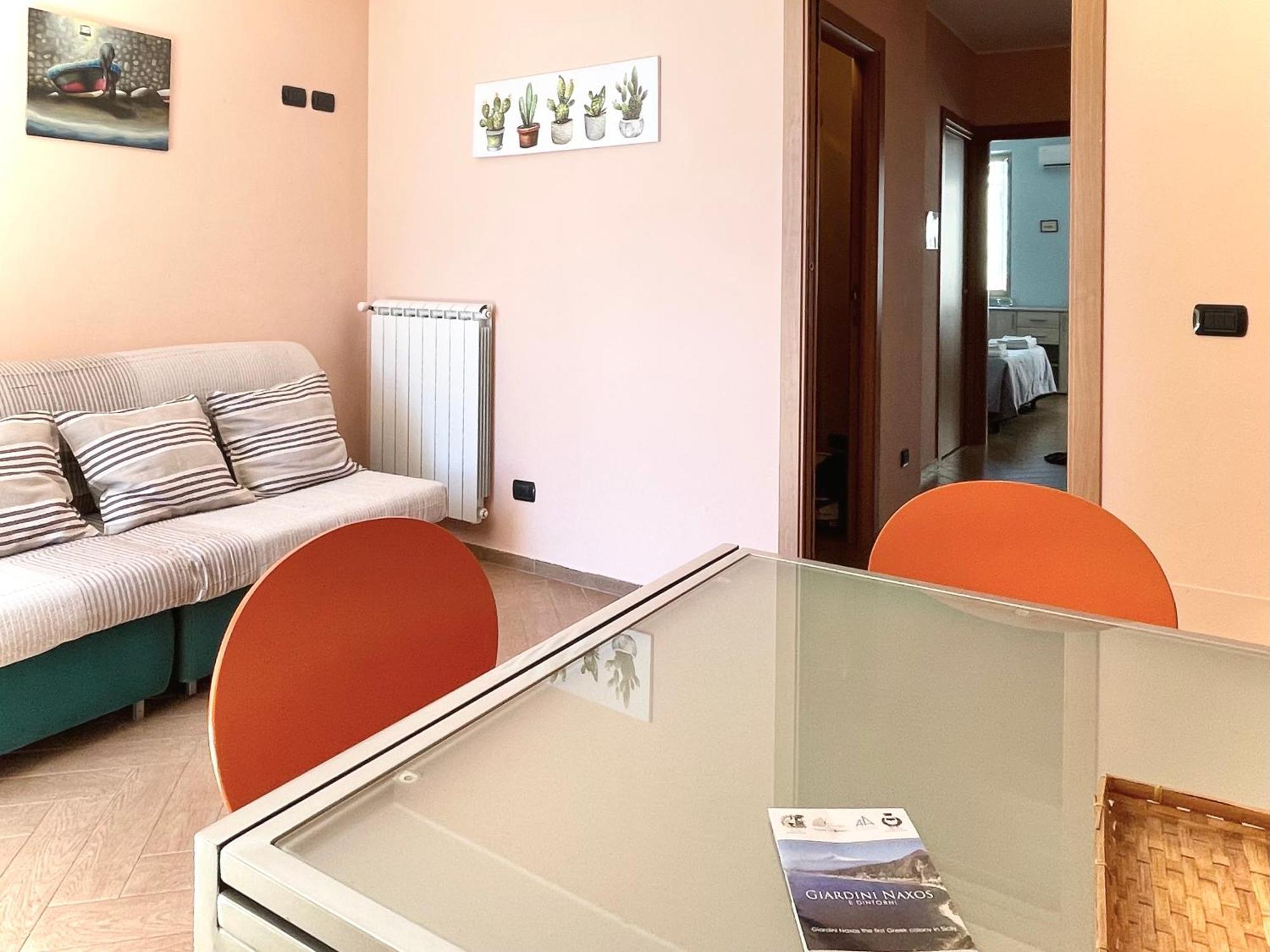 Maremare Apartments Giardini Naxos Dış mekan fotoğraf